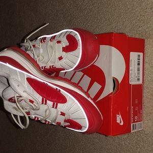 Nike Men size 10 shoe